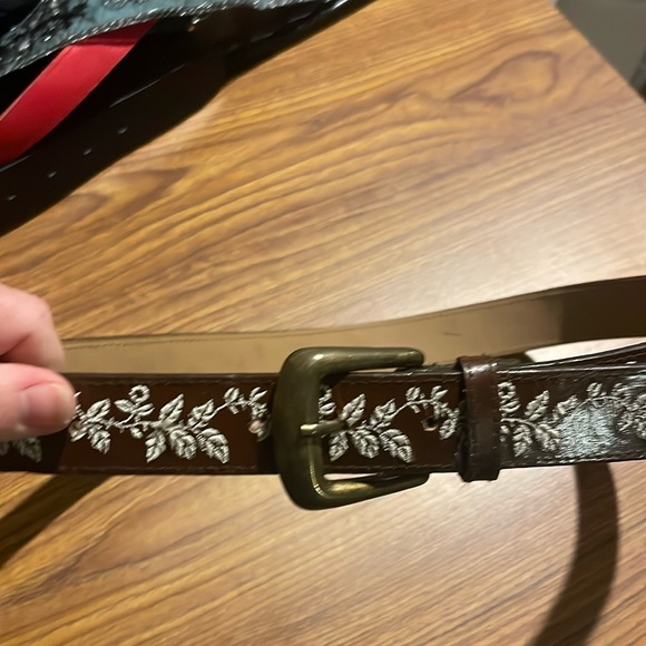 Leather belt - Picture 2 of 3